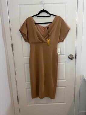 NWT Alexia Admor Camel Midi Dress V Neck Sheath Short Sleeve Women's Medium